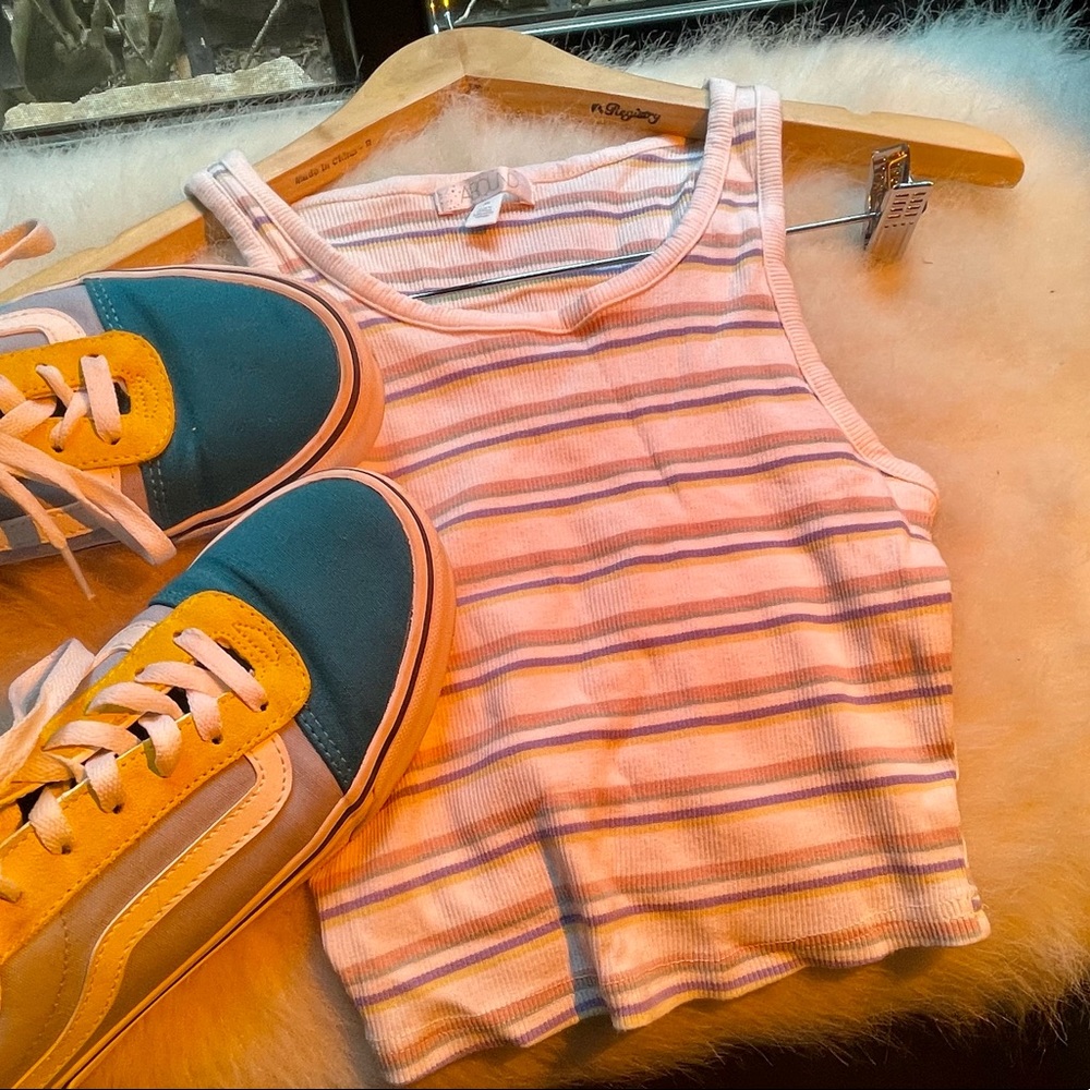 Abound tank top. Striped, semi cropped.